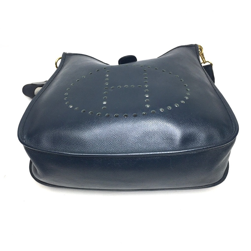 Authentic HERMES Evelyne GM crossbody bag Indigo navy leather - Picture 6 of 16